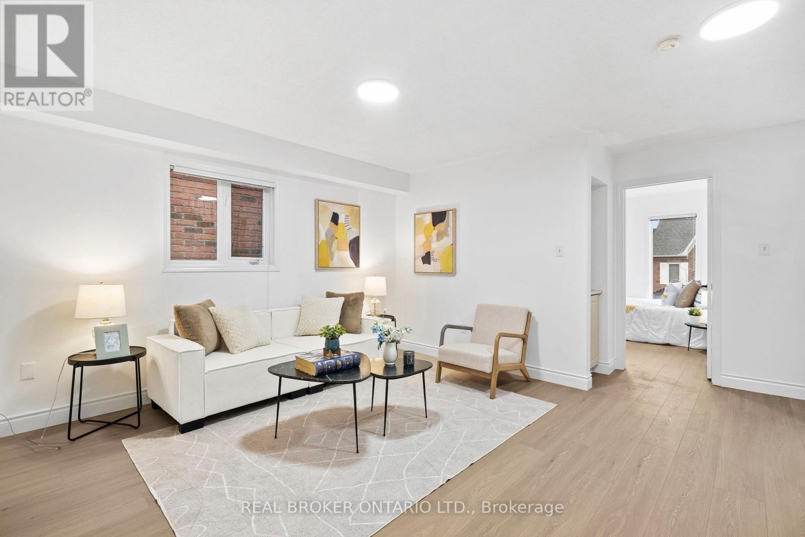 21 Spring Meadow Avenue, Markham, Ontario  L6B 1B5 - Photo 39 - N12531308