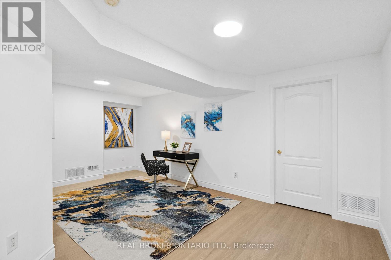 21 Spring Meadow Avenue, Markham, Ontario  L6B 1B5 - Photo 43 - N12531308