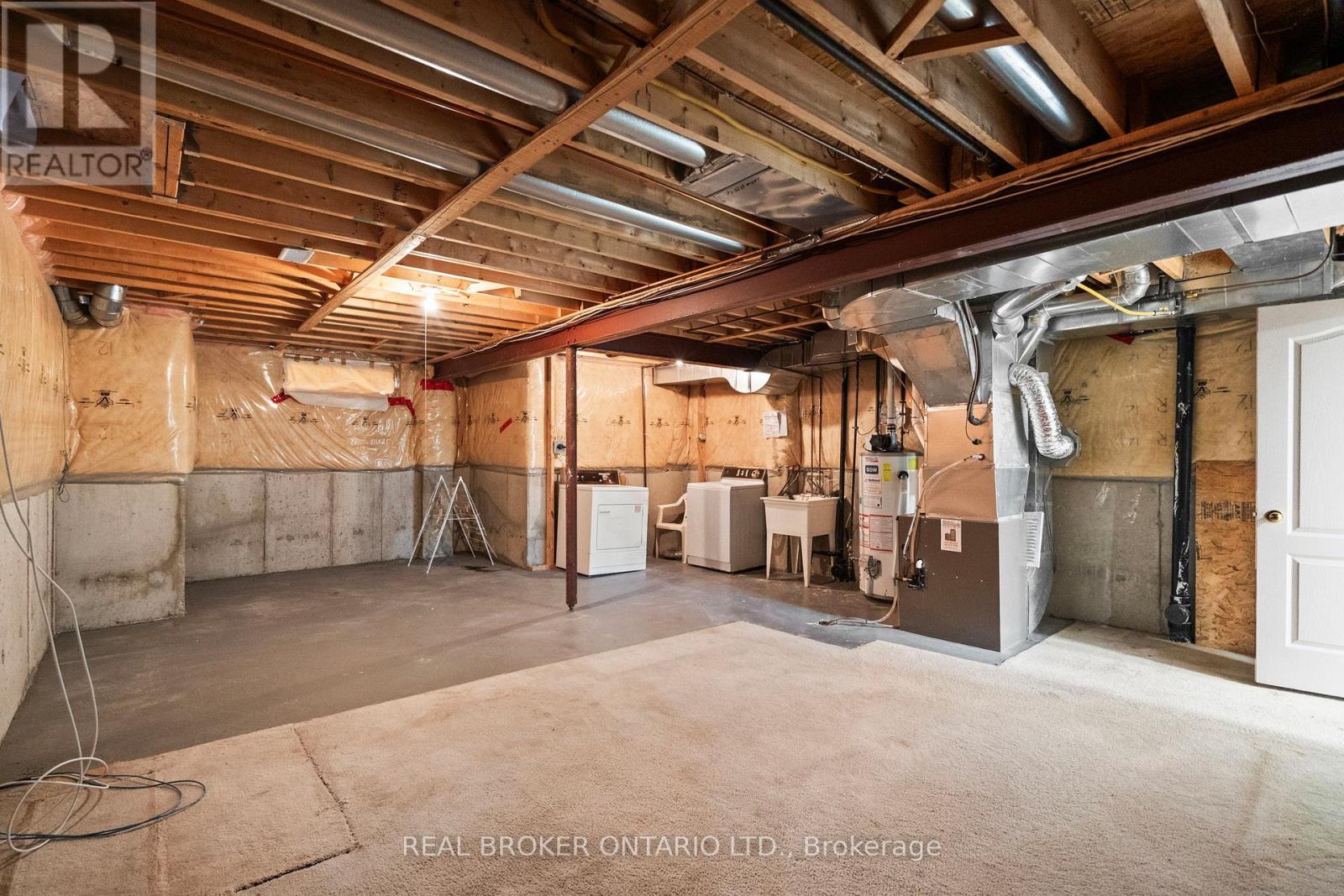 21 Spring Meadow Avenue, Markham, Ontario  L6B 1B5 - Photo 45 - N12531308