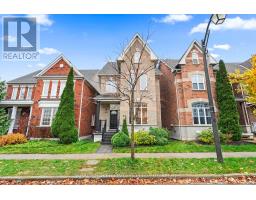 21 SPRING MEADOW AVENUE, Markham, Ontario
