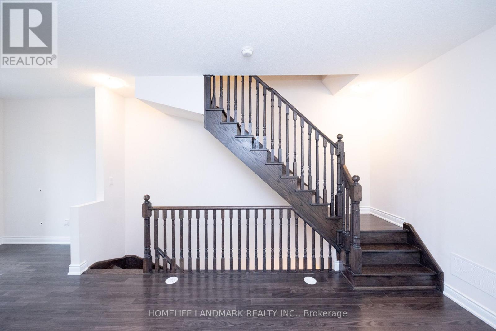 319 South Park Road, Markham, Ontario  L3T 0B9 - Photo 15 - N12531324