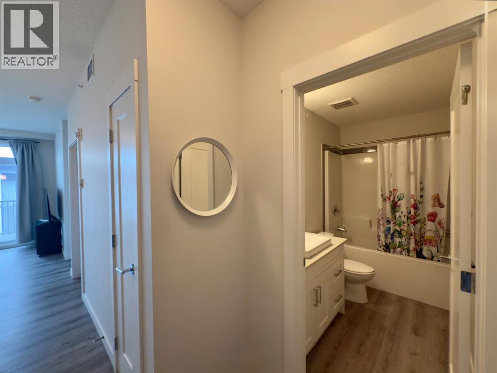 415, 20 Walgrove  Se, Calgary, Alberta  T2X 4L2 - Photo 15 - A2247037