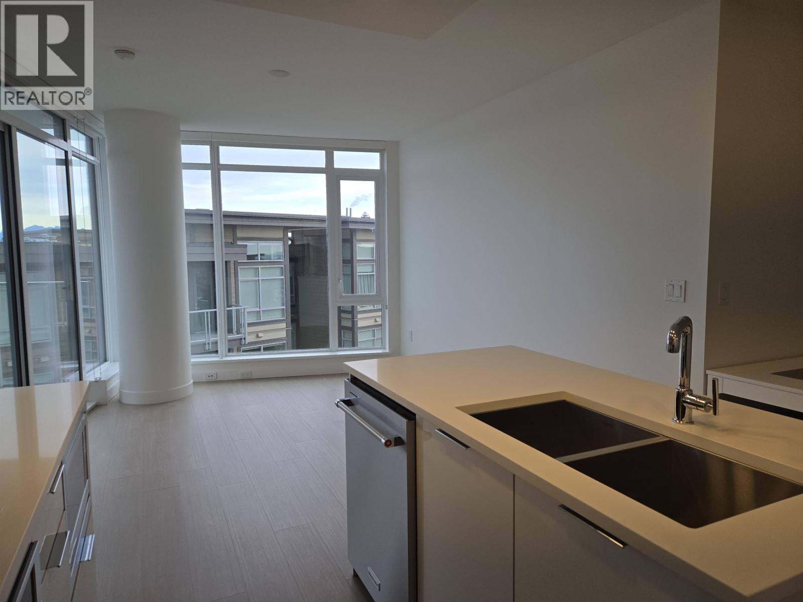 407 7769 Park Crescent, Burnaby, British Columbia  V3N 0J7 - Photo 4 - R3066439