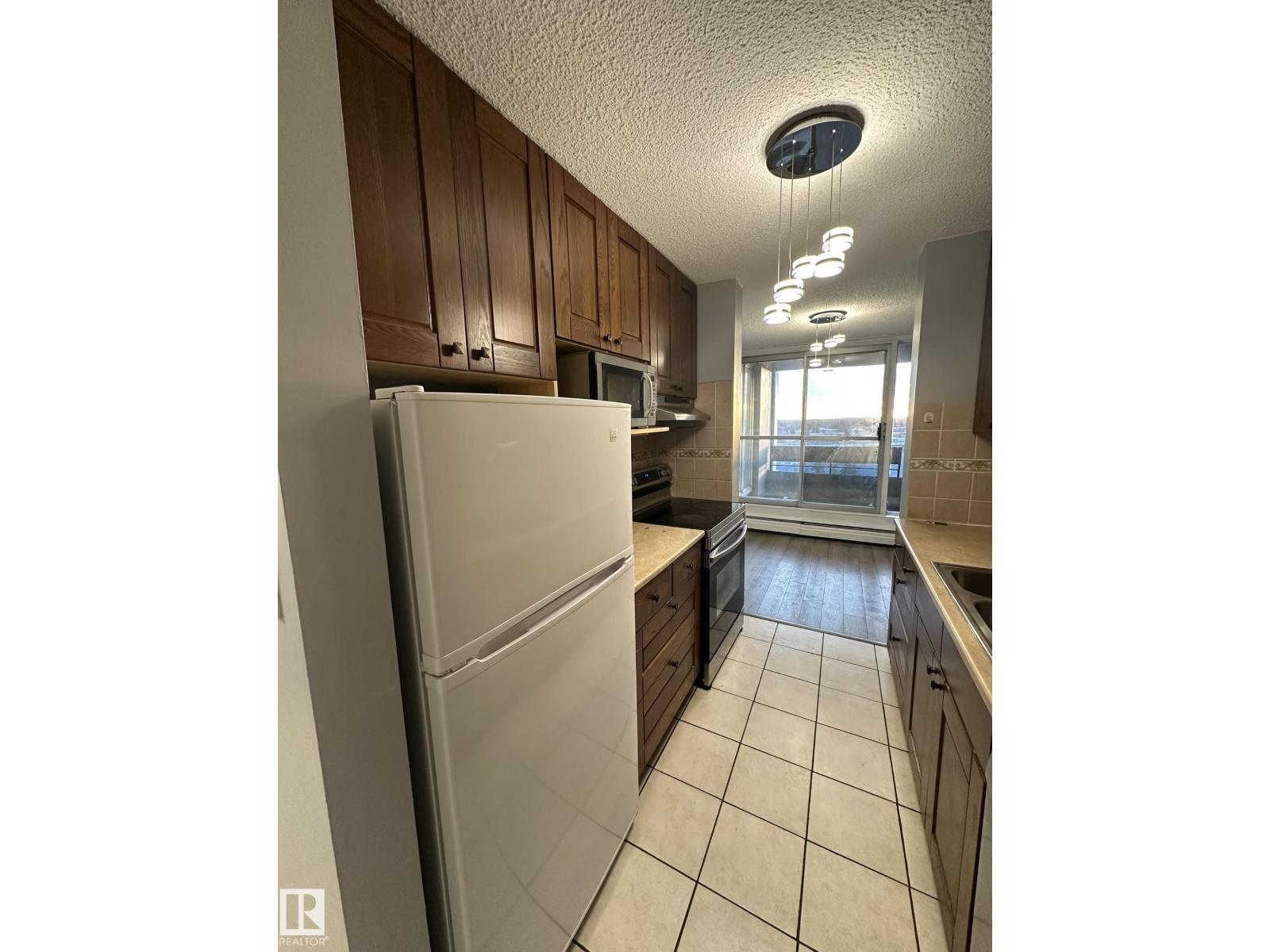 #75 8735 165 St Nw, Edmonton, Alberta  T5R 2R6 - Photo 6 - E4465345