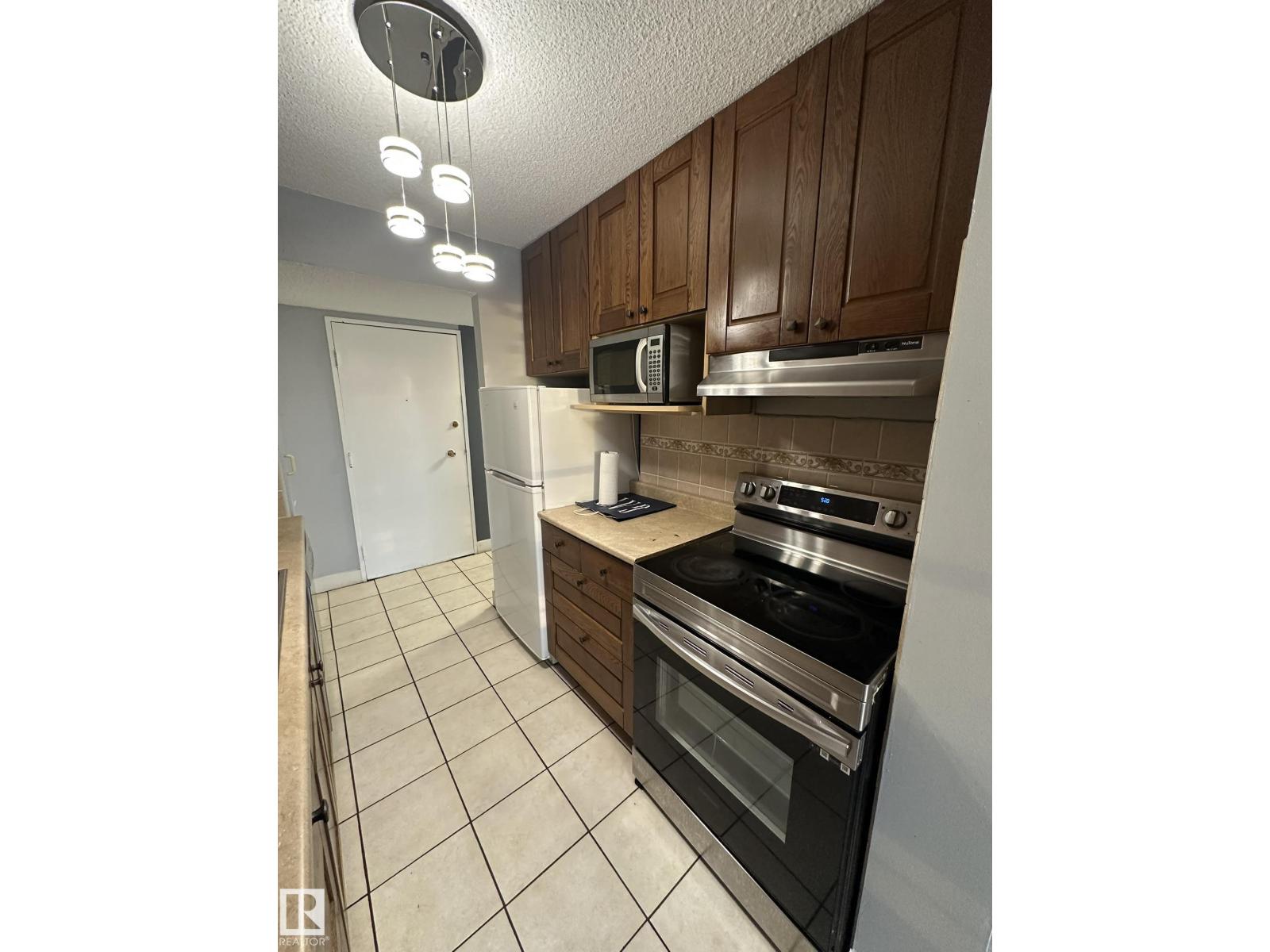 #75 8735 165 St Nw, Edmonton, Alberta  T5R 2R6 - Photo 8 - E4465345