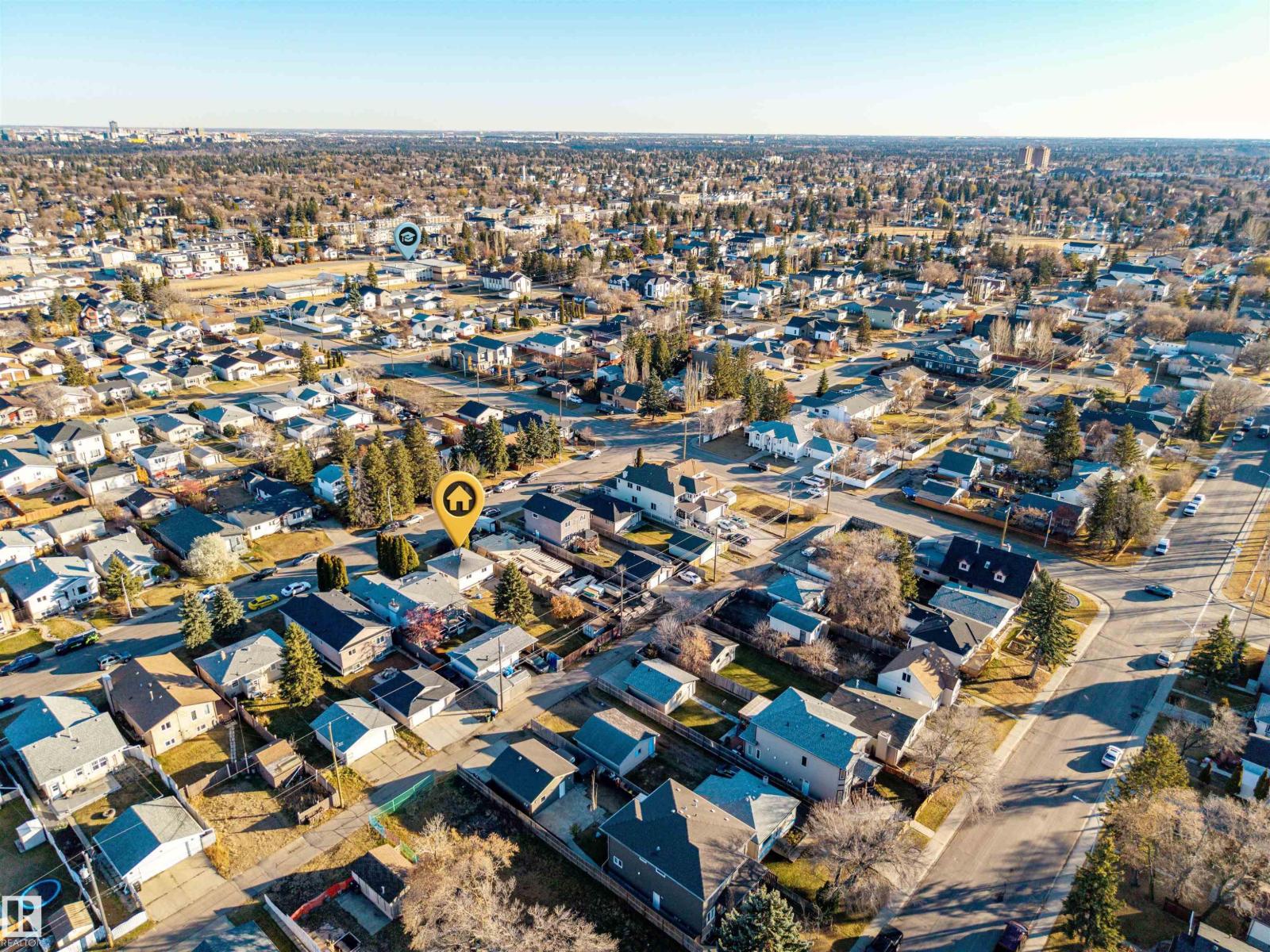 9924 160 St Nw, Edmonton, Alberta  T5P 3E4 - Photo 5 - E4465346