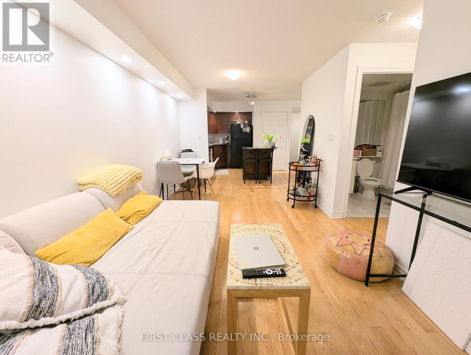 321 - 270 Wellington Street, Toronto, Ontario  M5V 3P5 - Photo 9 - C12529476