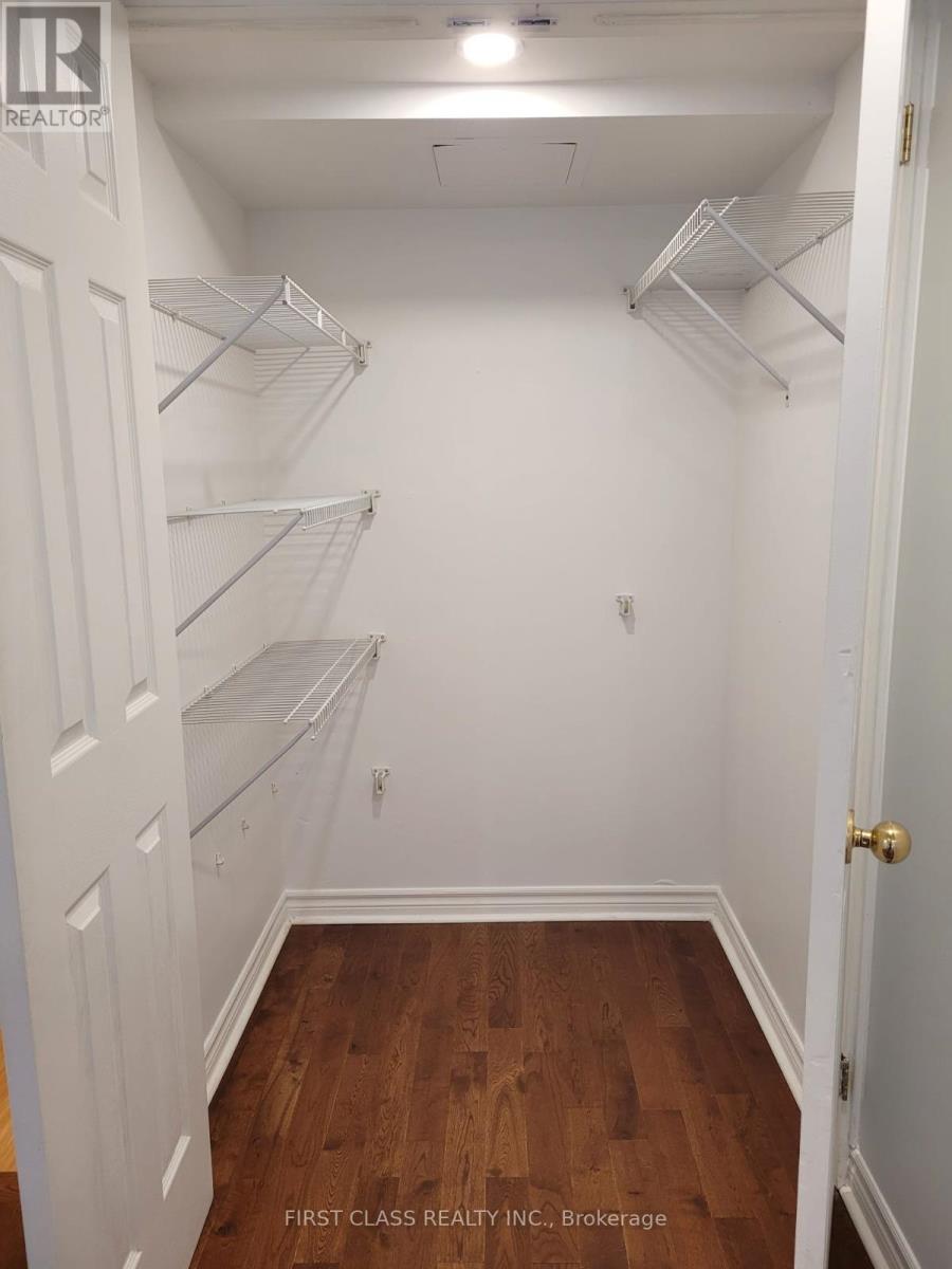 321 - 270 Wellington Street, Toronto, Ontario  M5V 3P5 - Photo 15 - C12529476