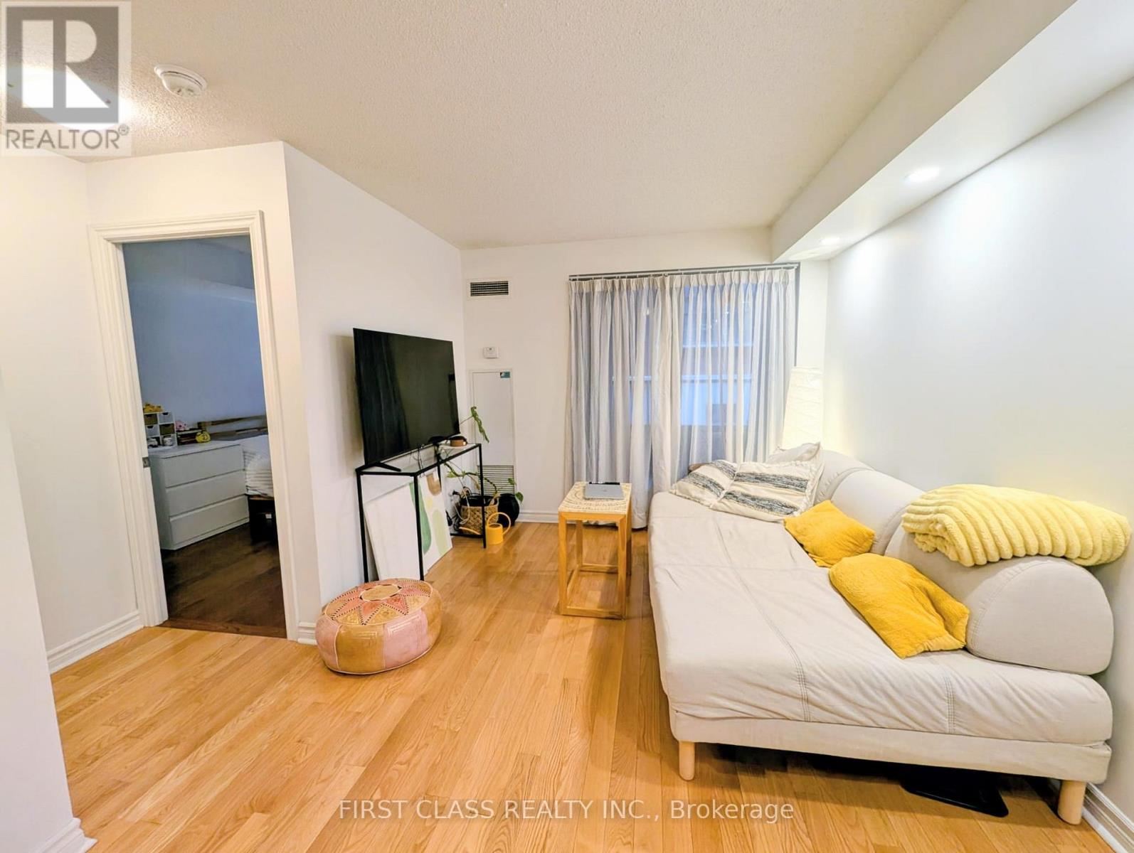 321 - 270 Wellington Street, Toronto, Ontario  M5V 3P5 - Photo 11 - C12529476