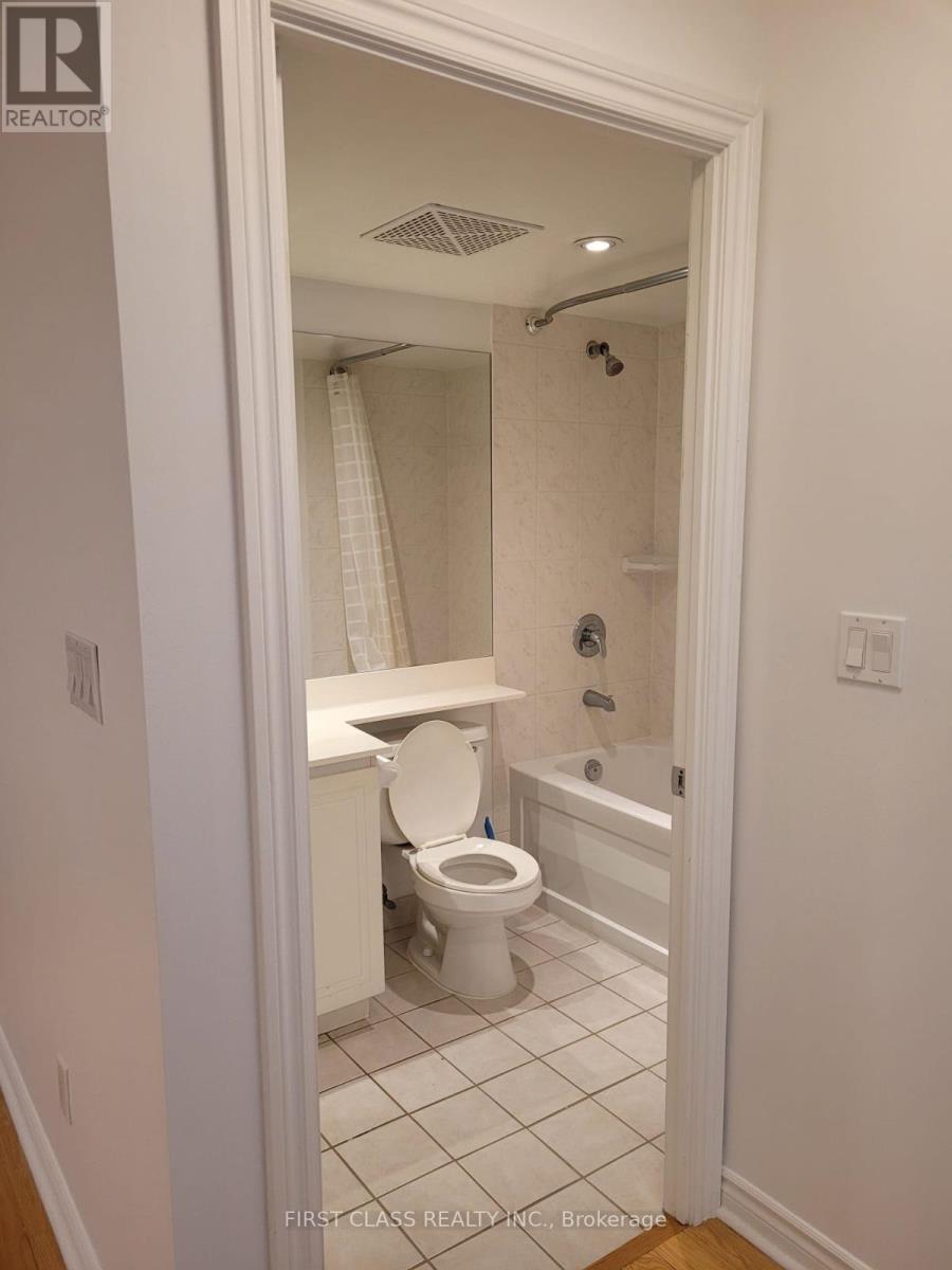 321 - 270 Wellington Street, Toronto, Ontario  M5V 3P5 - Photo 6 - C12529476