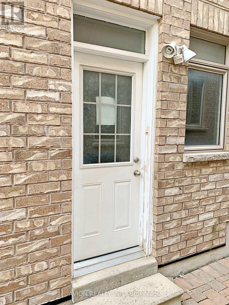 Lower - 12 Cascaden Street, Toronto, Ontario  M1V 5G5 - Photo 2 - E12530996