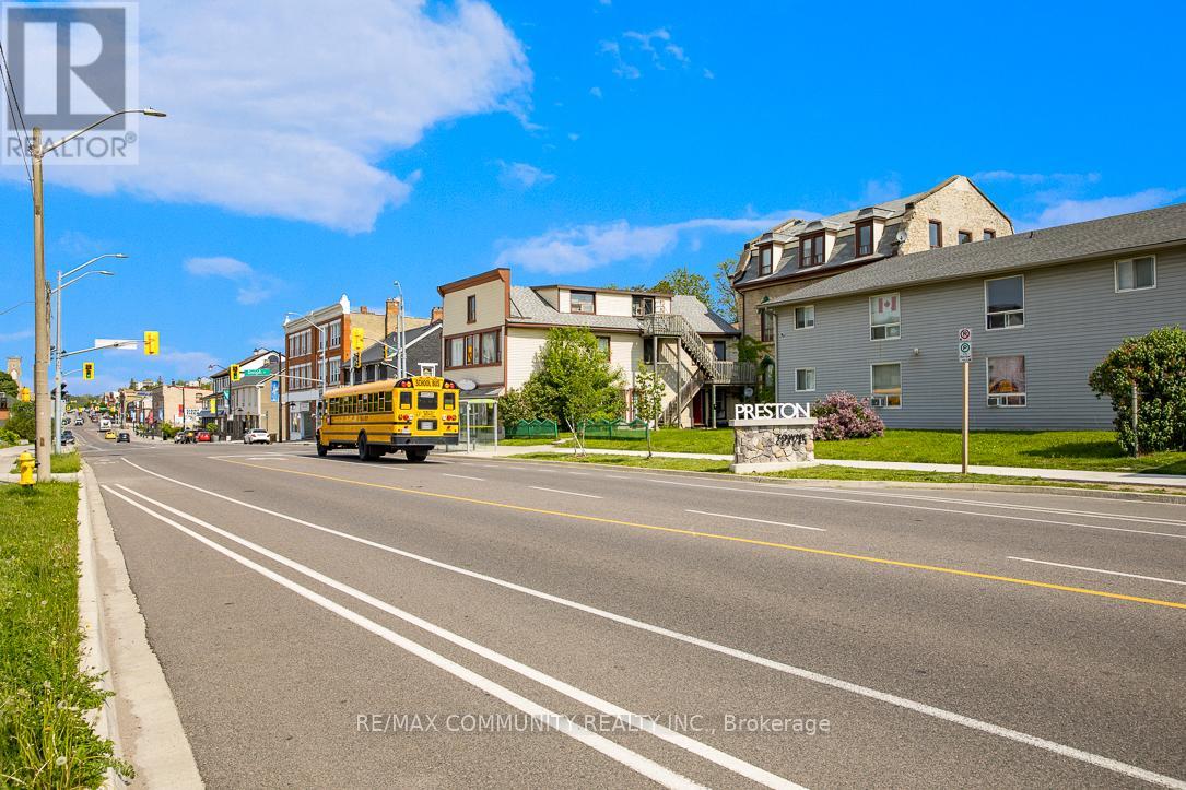 2 - 1130 King Street E, Cambridge, Ontario  N3H 3P6 - Photo 3 - X12531316