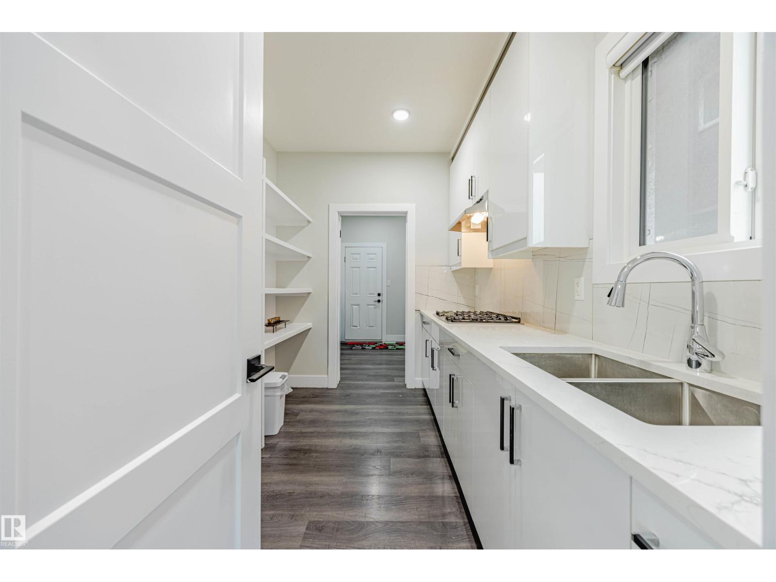 9007 181 Av Nw, Edmonton, Alberta  T5Z 0K1 - Photo 12 - E4465348