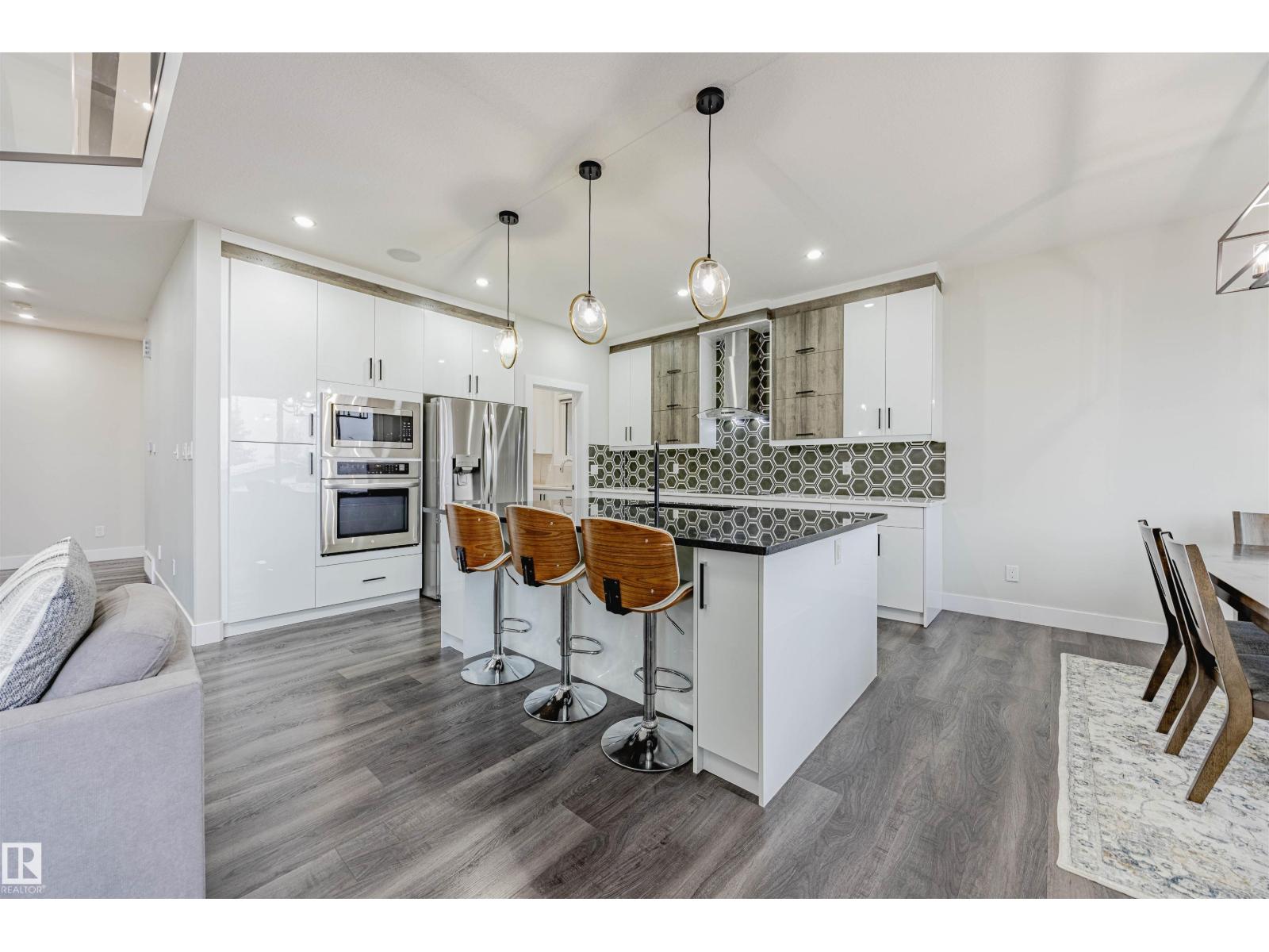 9007 181 Av Nw, Edmonton, Alberta  T5Z 0K1 - Photo 8 - E4465348