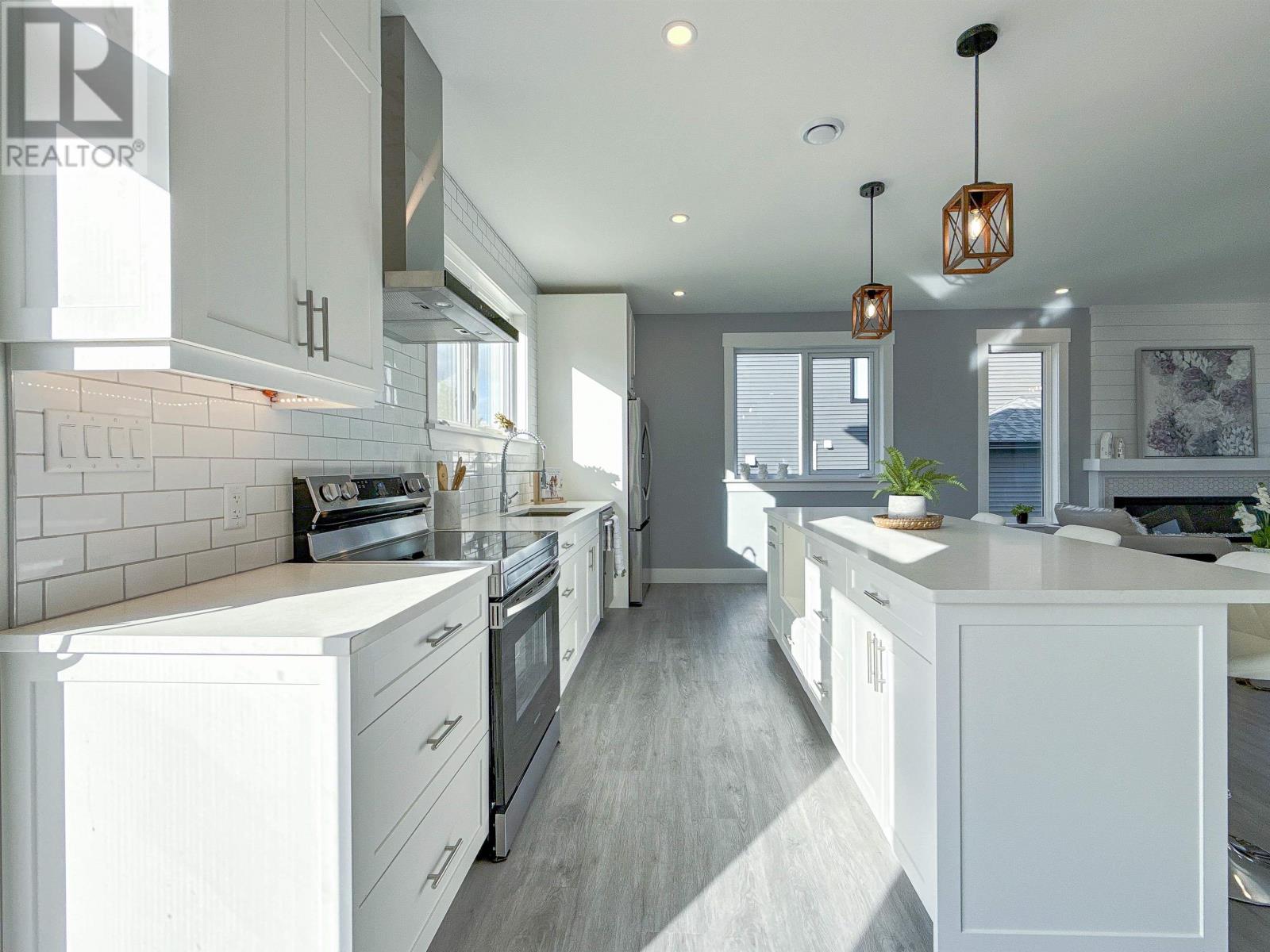 7 Maple Leaf Row, Stratford, Prince Edward Island  C1B 4C9 - Photo 17 - 202527683