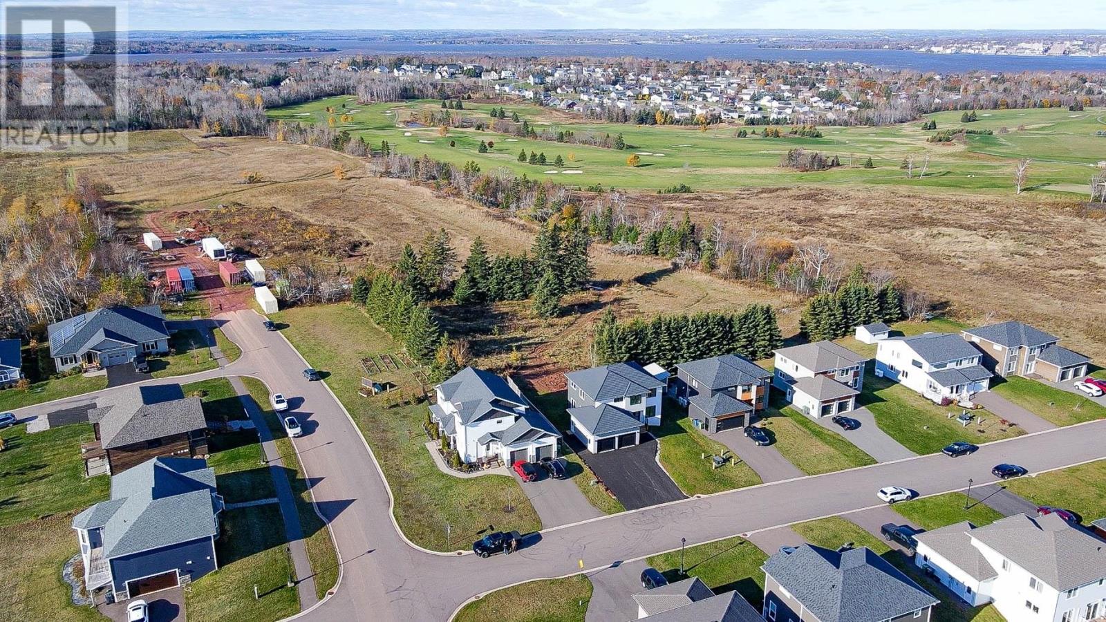 7 Maple Leaf Row, Stratford, Prince Edward Island  C1B 4C9 - Photo 42 - 202527683