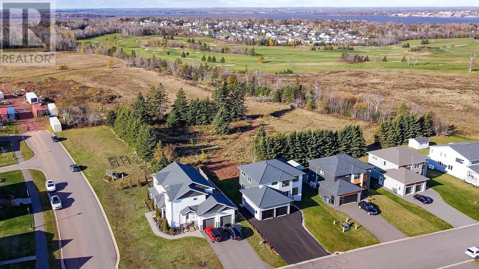 7 Maple Leaf Row, Stratford, Prince Edward Island  C1B 4C9 - Photo 44 - 202527683