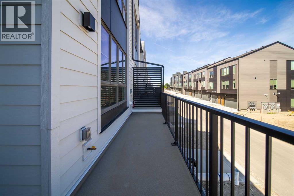 707 Sovereign Common Sw, Calgary, Alberta  T3C 3Y3 - Photo 11 - A2232784