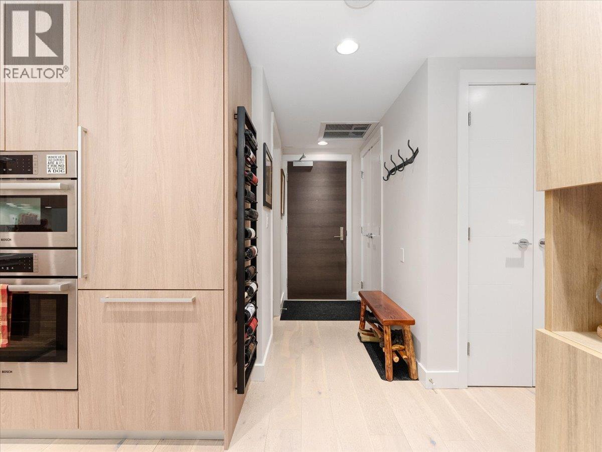 101 2738 Library Lane, North Vancouver, British Columbia  V7J 0B3 - Photo 11 - R3064574