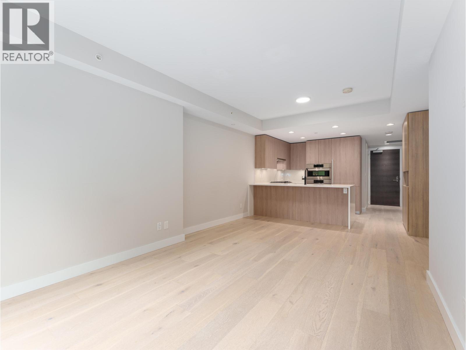 101 2738 Library Lane, North Vancouver, British Columbia  V7J 0B3 - Photo 5 - R3064574