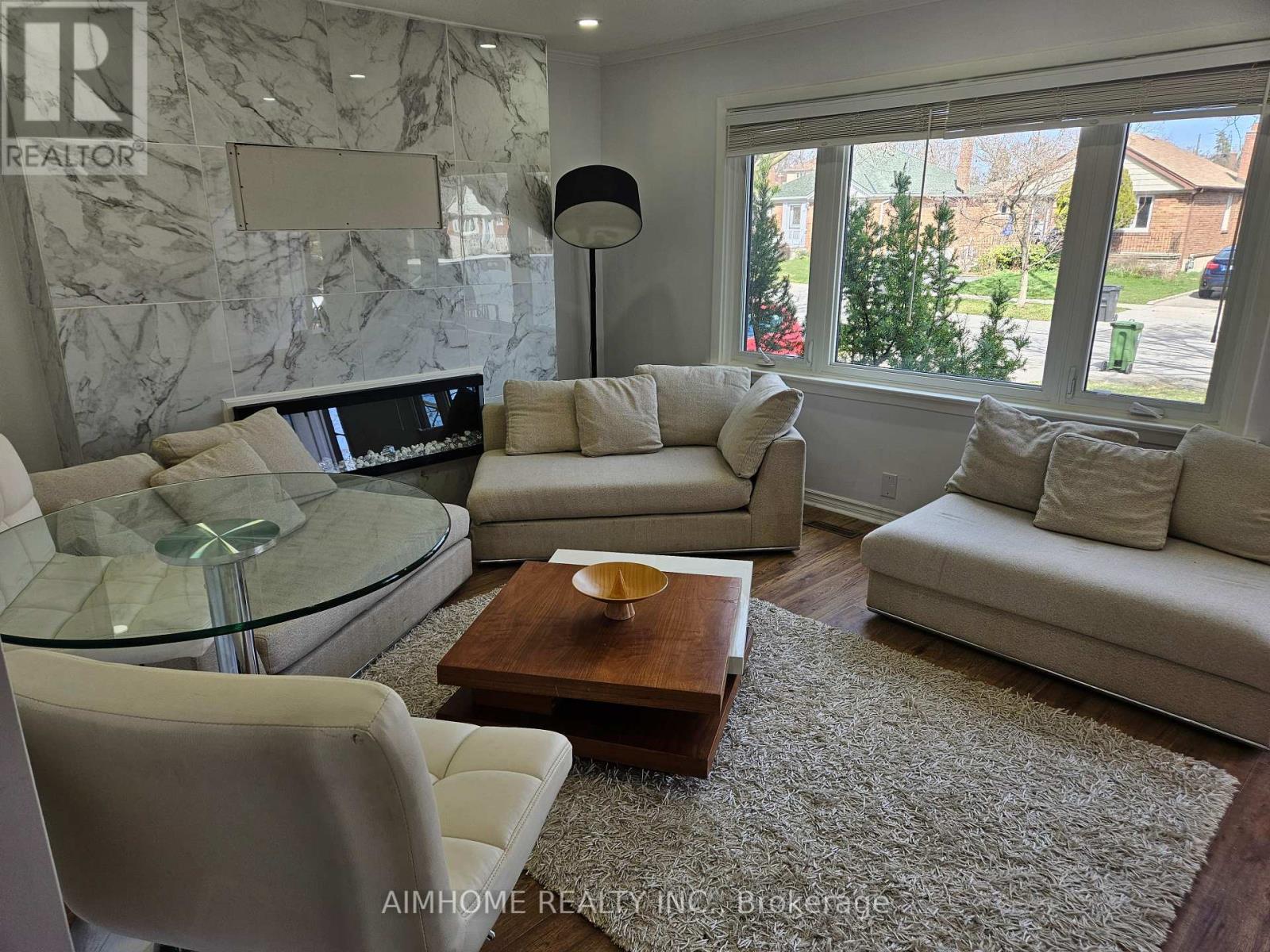 97 Edgecroft Road, Toronto, Ontario  M8Z 2C2 - Photo 15 - W12506064