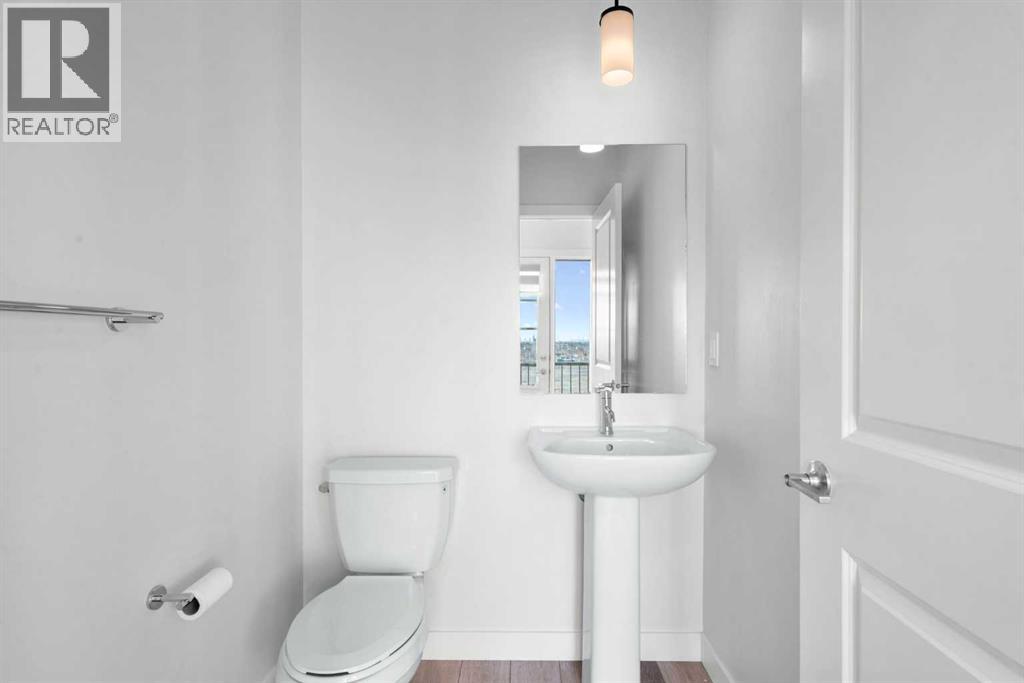 242 Alpine Avenue Sw, Calgary, Alberta  T2Y 0R8 - Photo 19 - A2269611