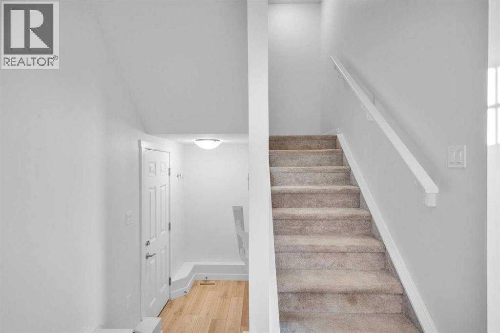 242 Alpine Avenue Sw, Calgary, Alberta  T2Y 0R8 - Photo 7 - A2269611