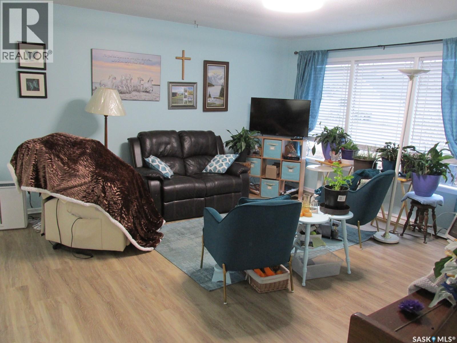 311 1st Street W, Nipawin, Saskatchewan  S0E 1E0 - Photo 6 - SK022016