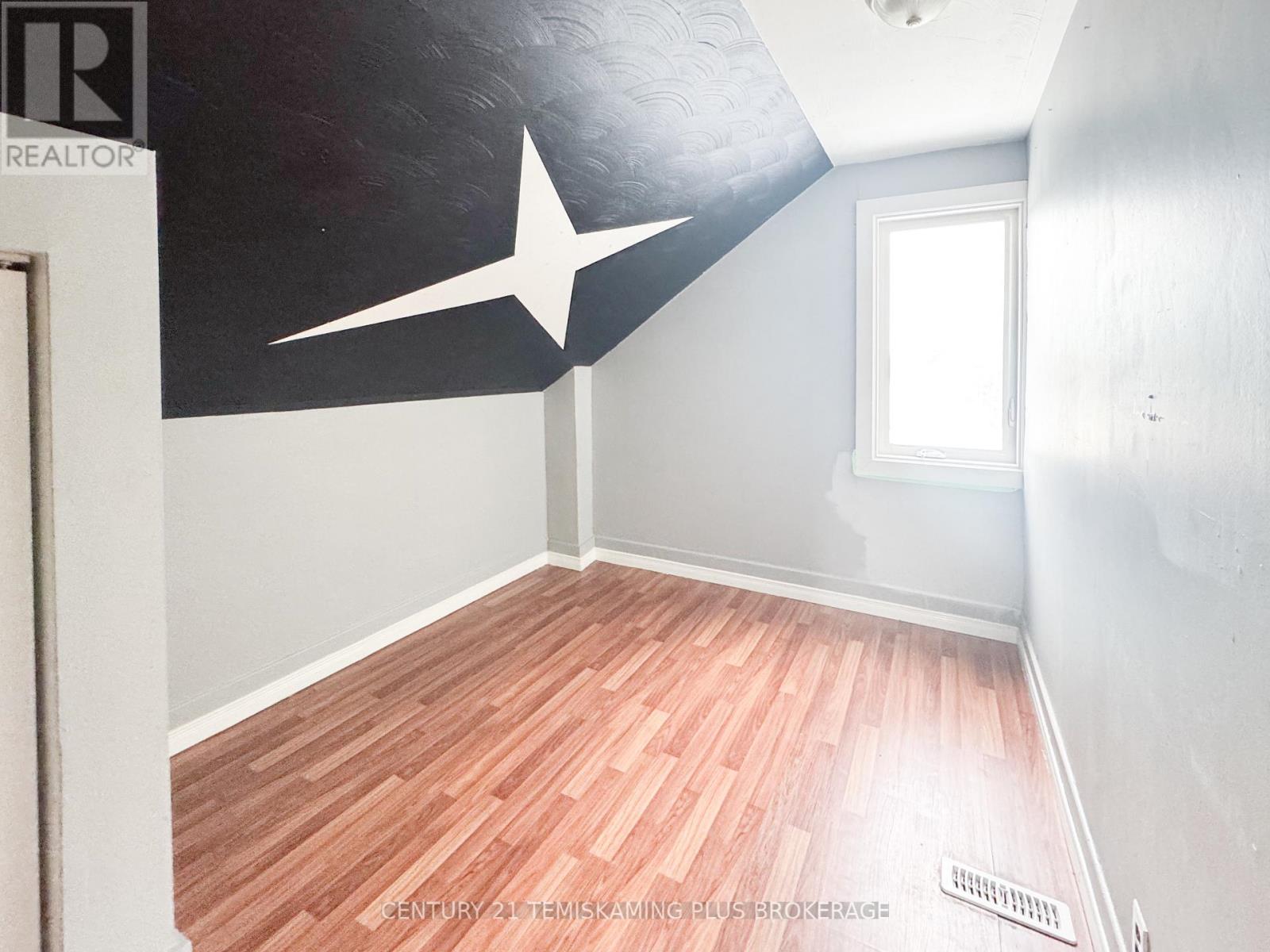 83 Sixth Avenue, Englehart, Ontario  P0J 1H0 - Photo 16 - T12531366