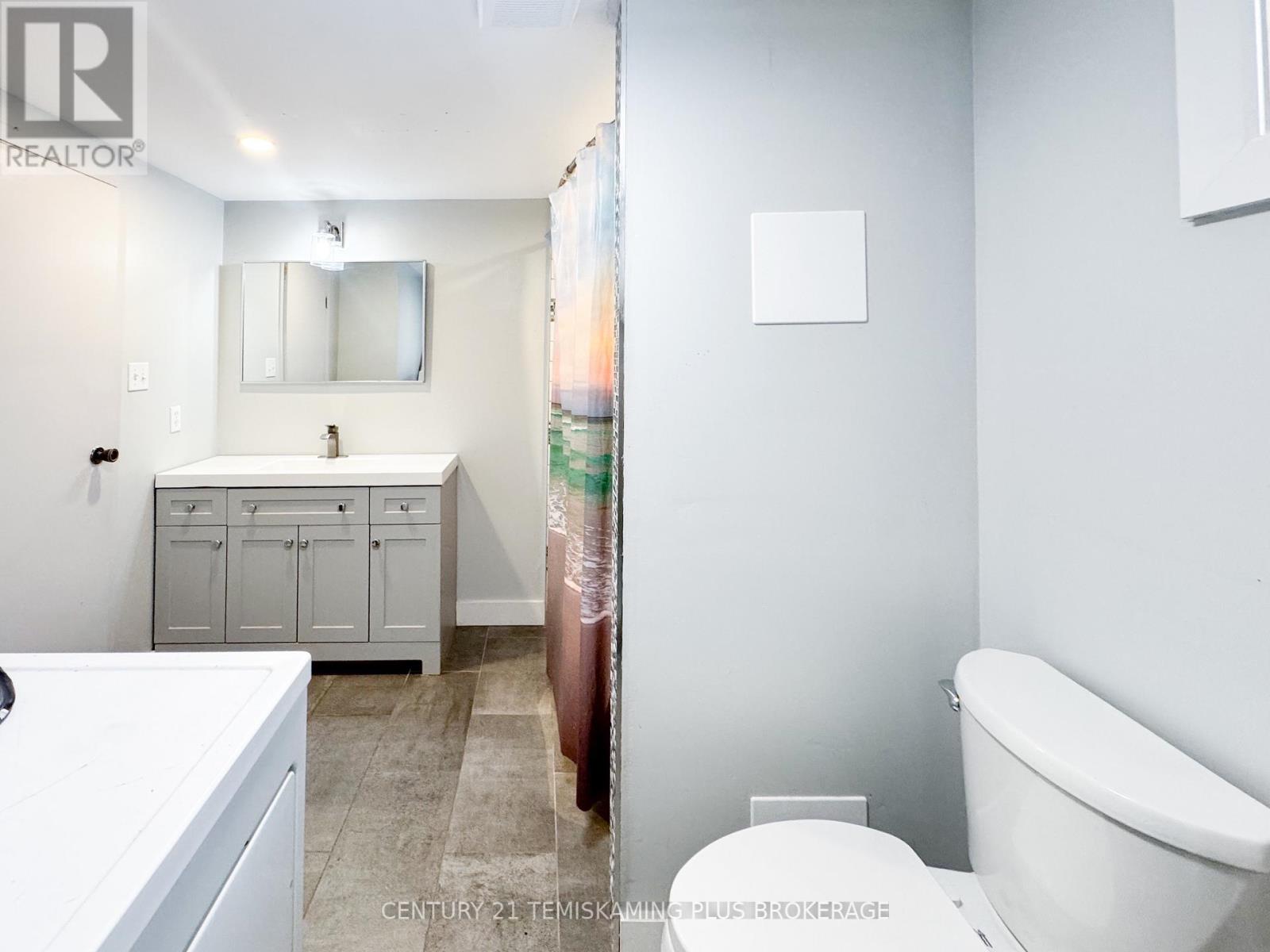 83 Sixth Avenue, Englehart, Ontario  P0J 1H0 - Photo 4 - T12531366