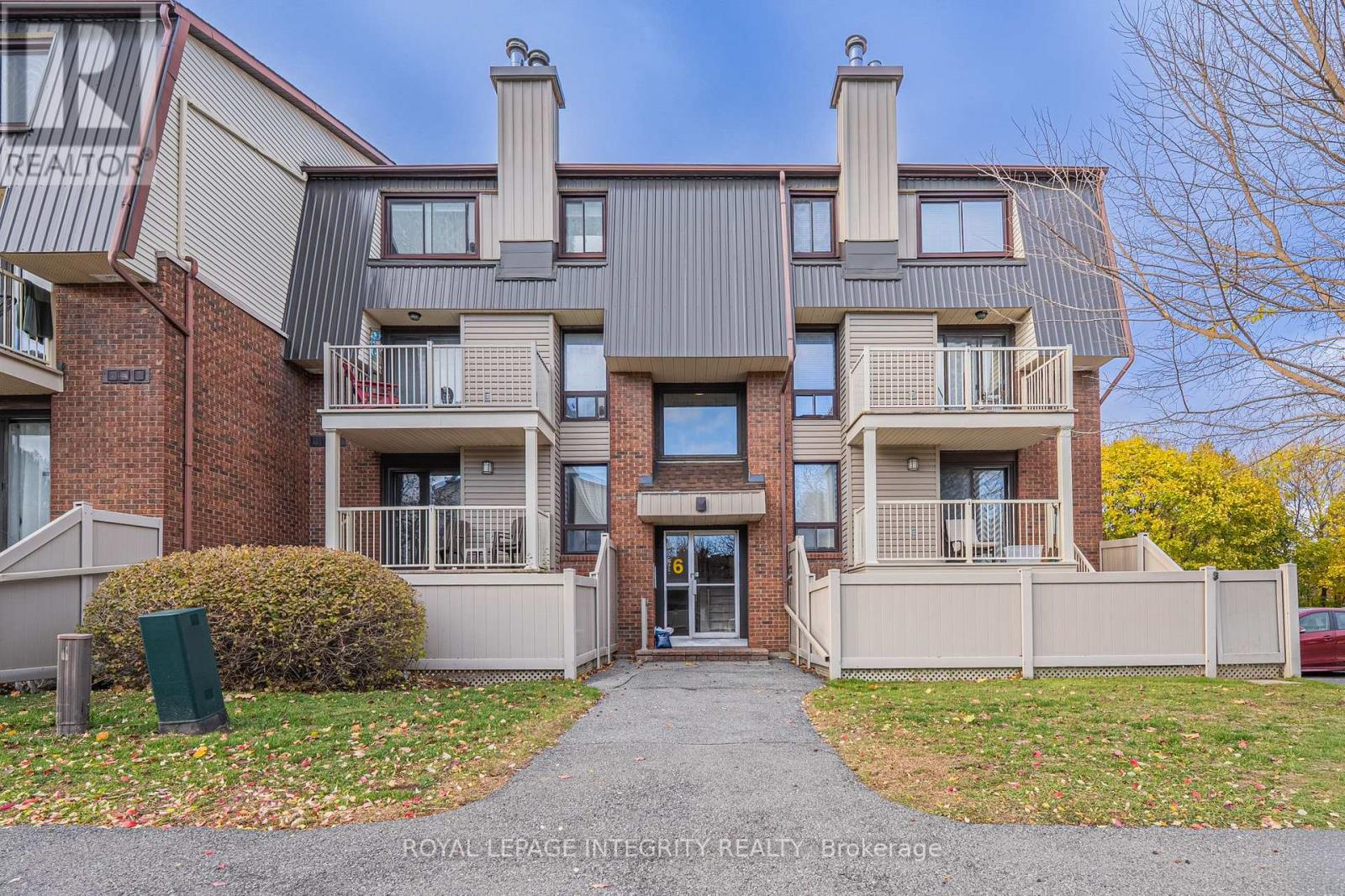 7 - 6 SWEETBRIAR CIRCLE, Ottawa, Ontario