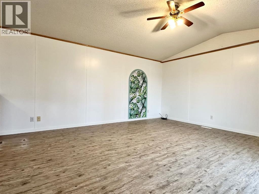 8, 310 Railway Avenue, Duchess, Alberta  T0J 0Z0 - Photo 5 - A2261145