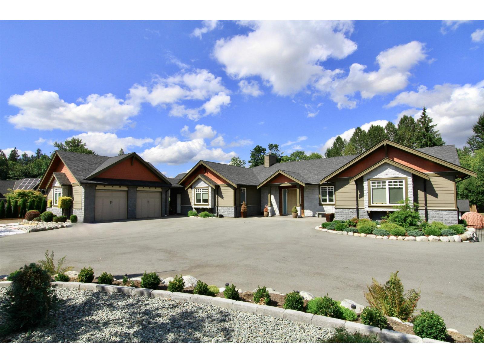 31725 Oyama Street, Mission, British Columbia  V4S 0C5 - Photo 1 - R3041758