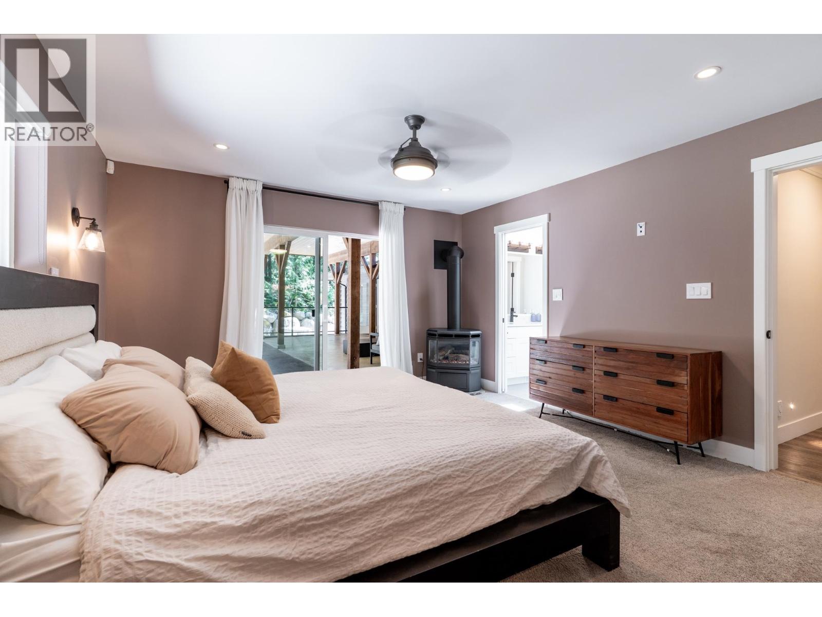 27561 Sayers Crescent, Maple Ridge, British Columbia  V2W 1N3 - Photo 15 - R3046558