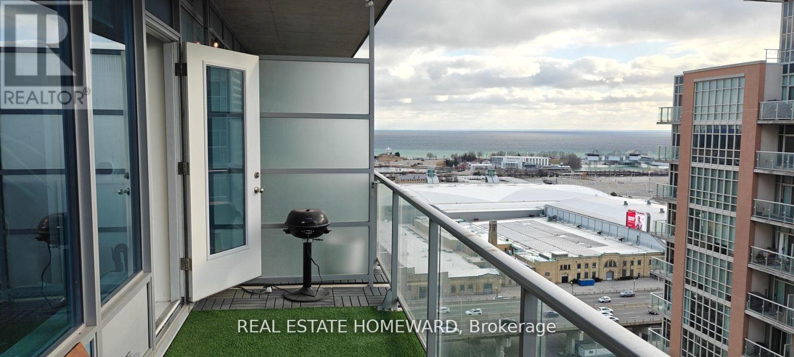 2205 - 59 East Liberty Street, Toronto, Ontario  M6K 3R1 - Photo 4 - C12531388