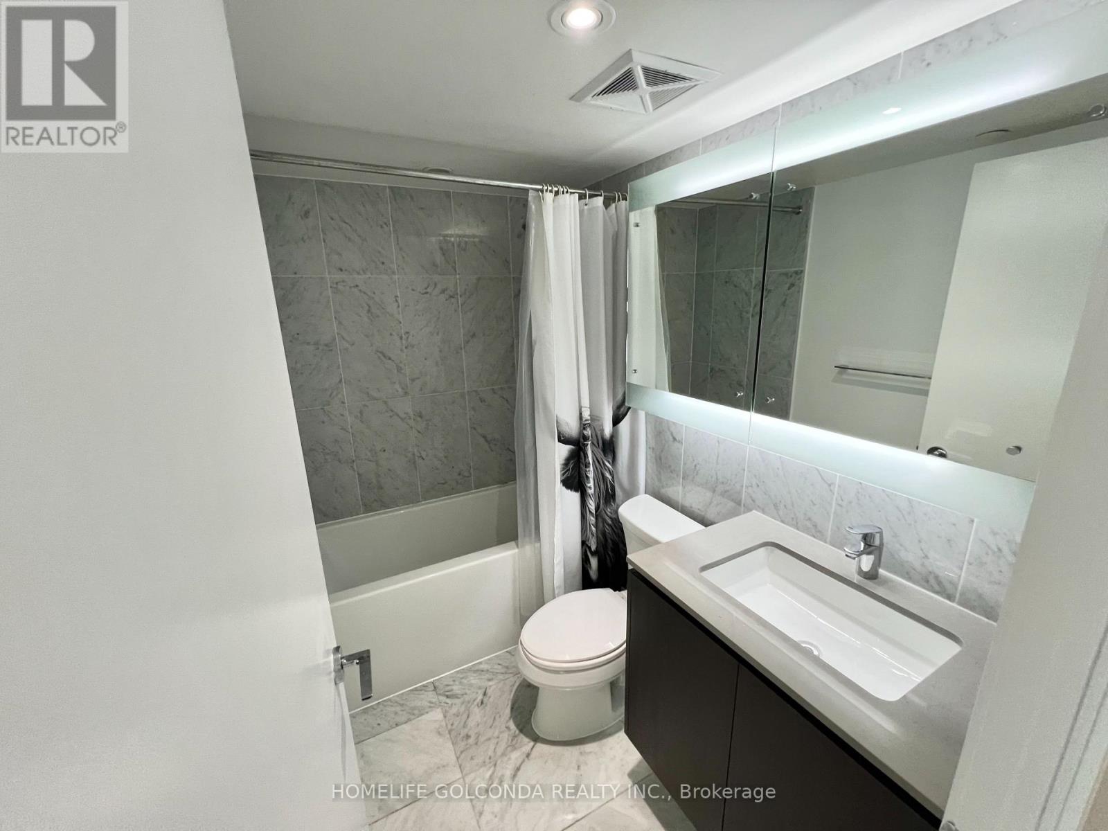 2312 - 70 Queens Wharf Road, Toronto, Ontario  M5V 0J2 - Photo 14 - C12531390