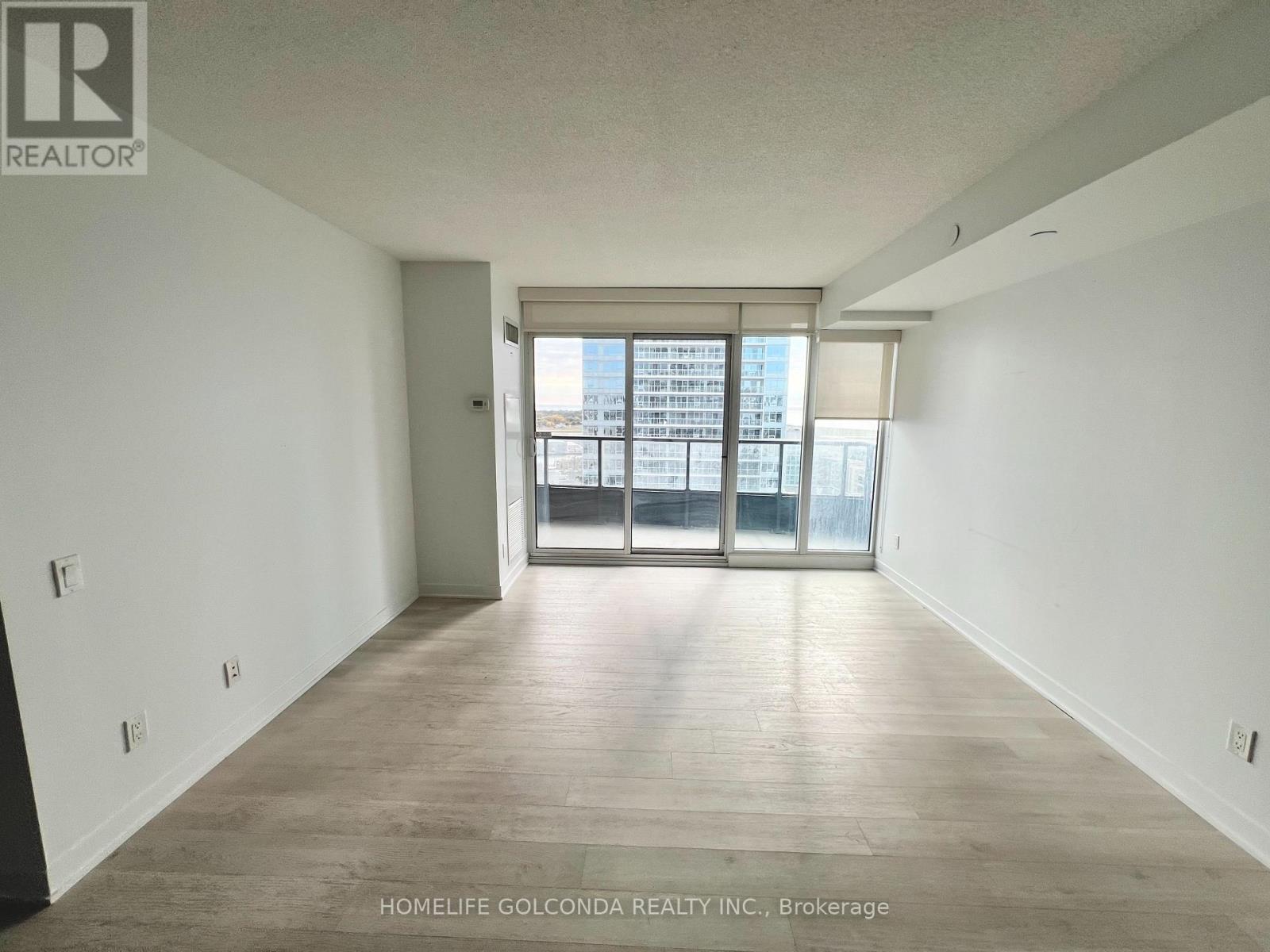2312 - 70 Queens Wharf Road, Toronto, Ontario  M5V 0J2 - Photo 4 - C12531390