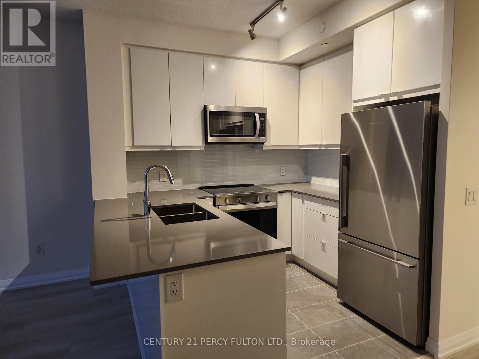 2603 - 3260 Sheppard Avenue E, Toronto, Ontario  M1T 3K3 - Photo 8 - E12531386