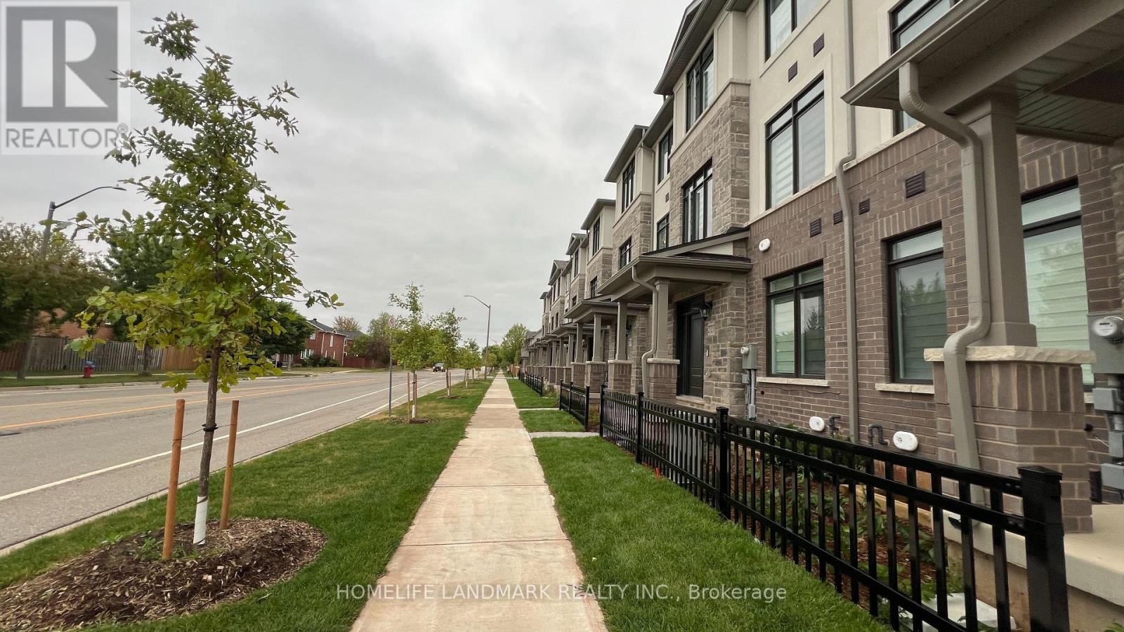 #1 - 2727 WESTOAK TRAILS BOULEVARD, Oakville, Ontario