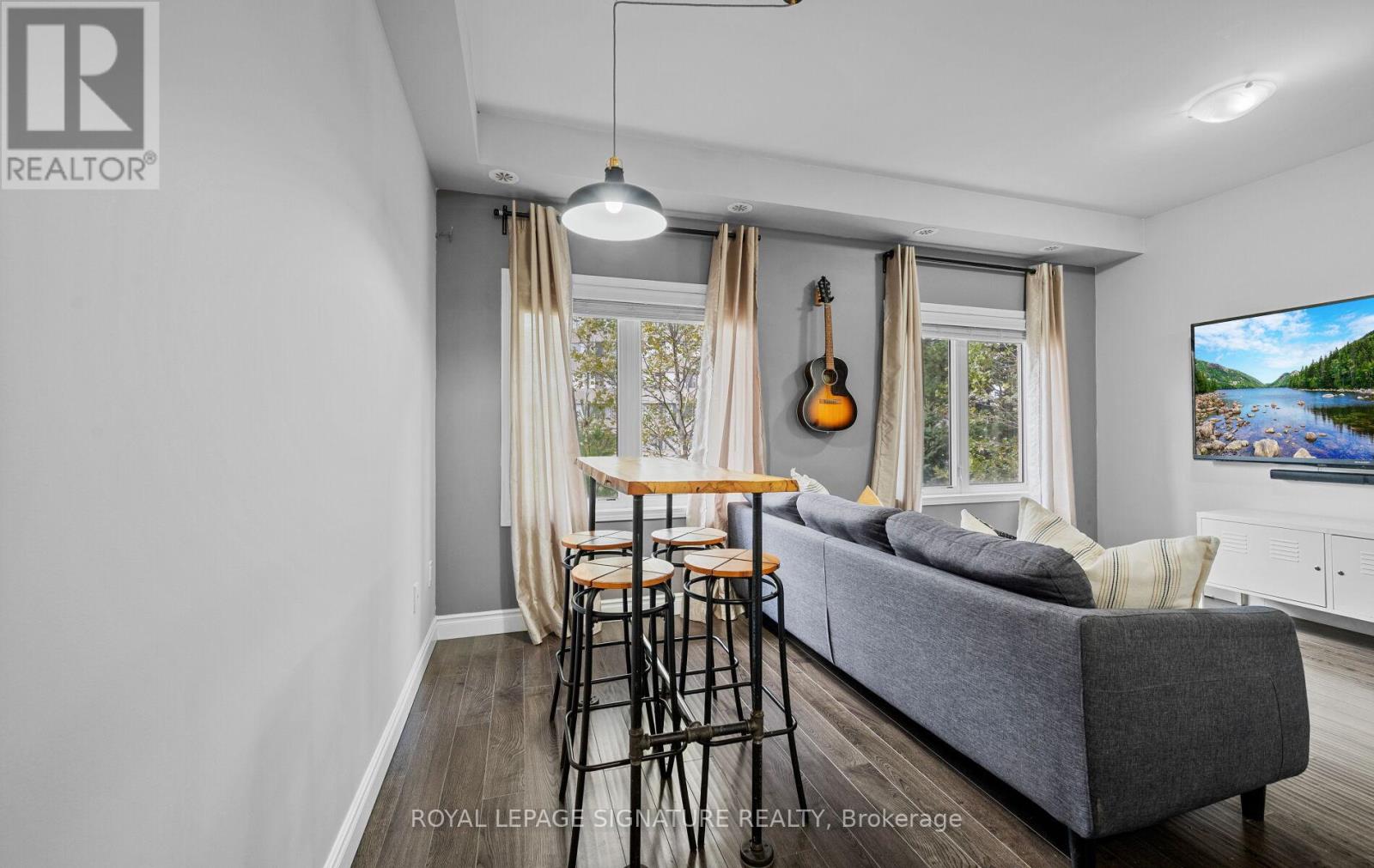 240 - 15 Coneflower Crescent, Toronto, Ontario  M2R 0A5 - Photo 8 - C12477968