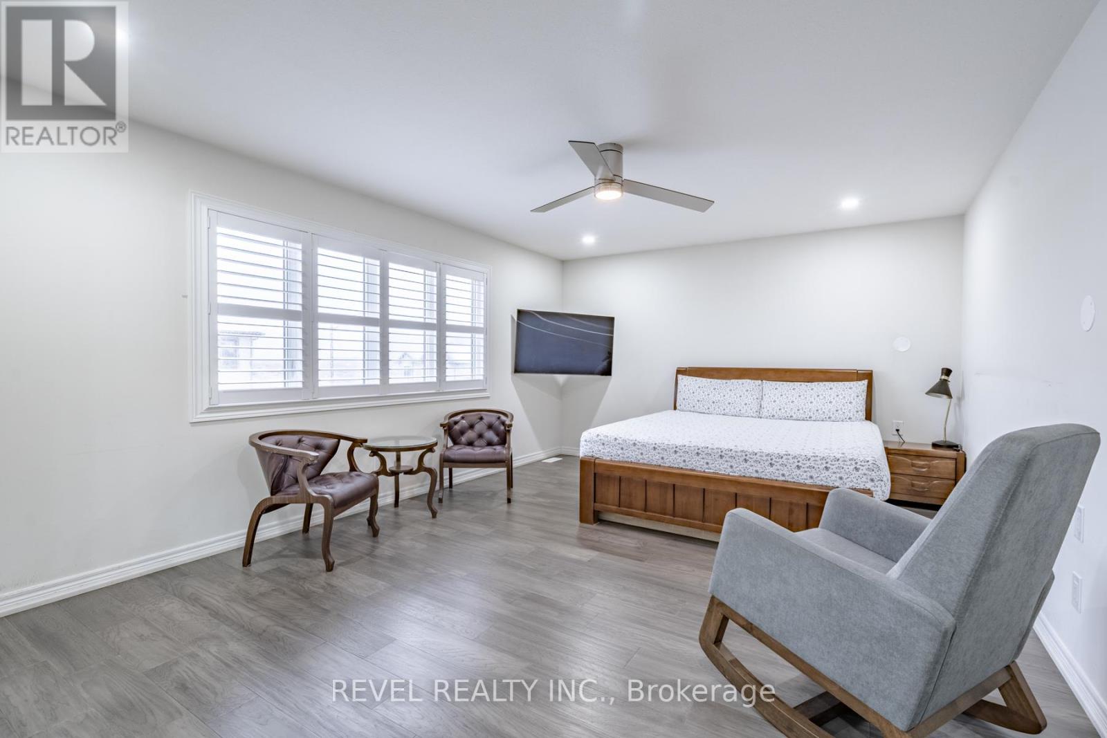 32 Barker Parkway, Thorold, Ontario  L2V 0H3 - Photo 36 - X12531370