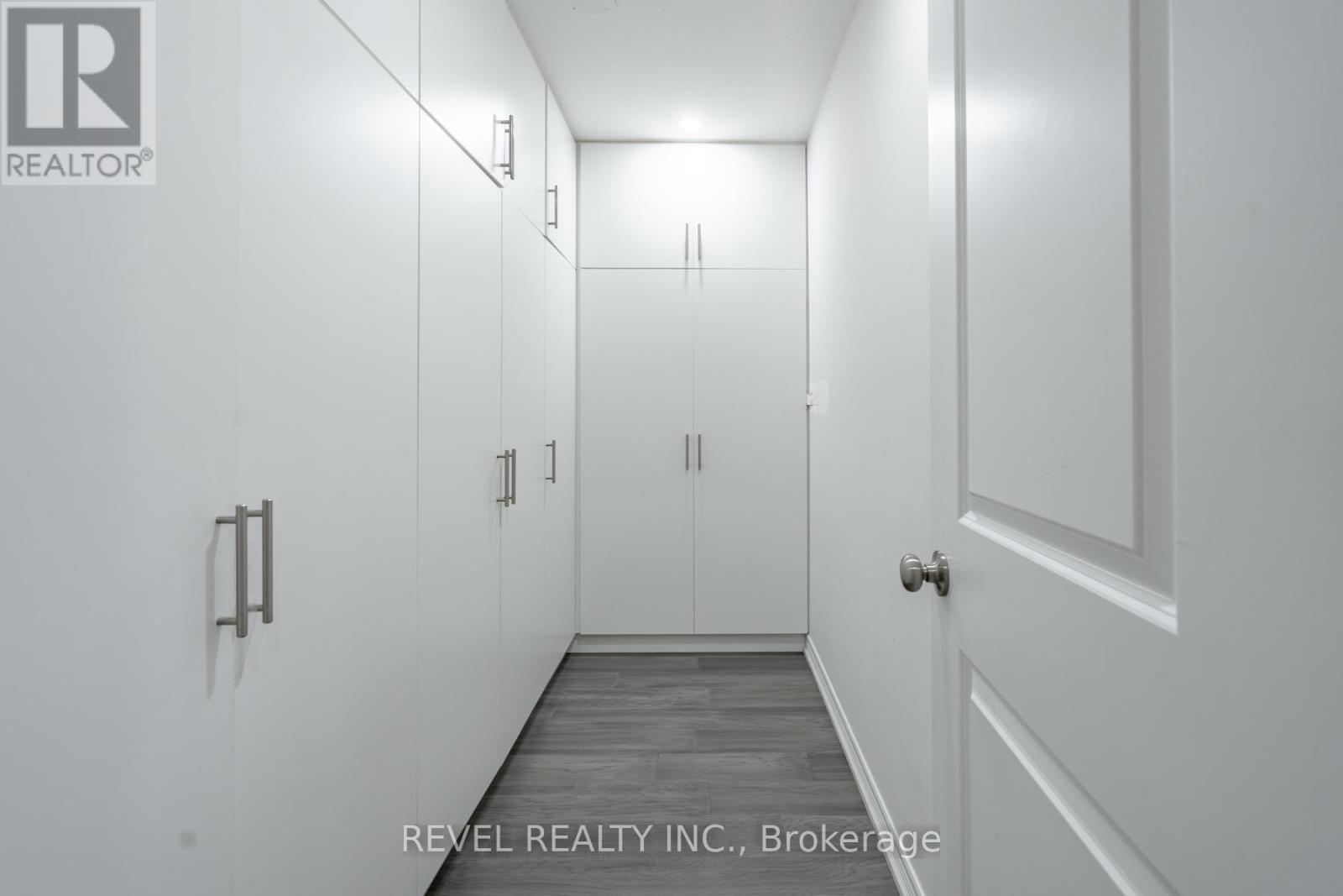 32 Barker Parkway, Thorold, Ontario  L2V 0H3 - Photo 37 - X12531370