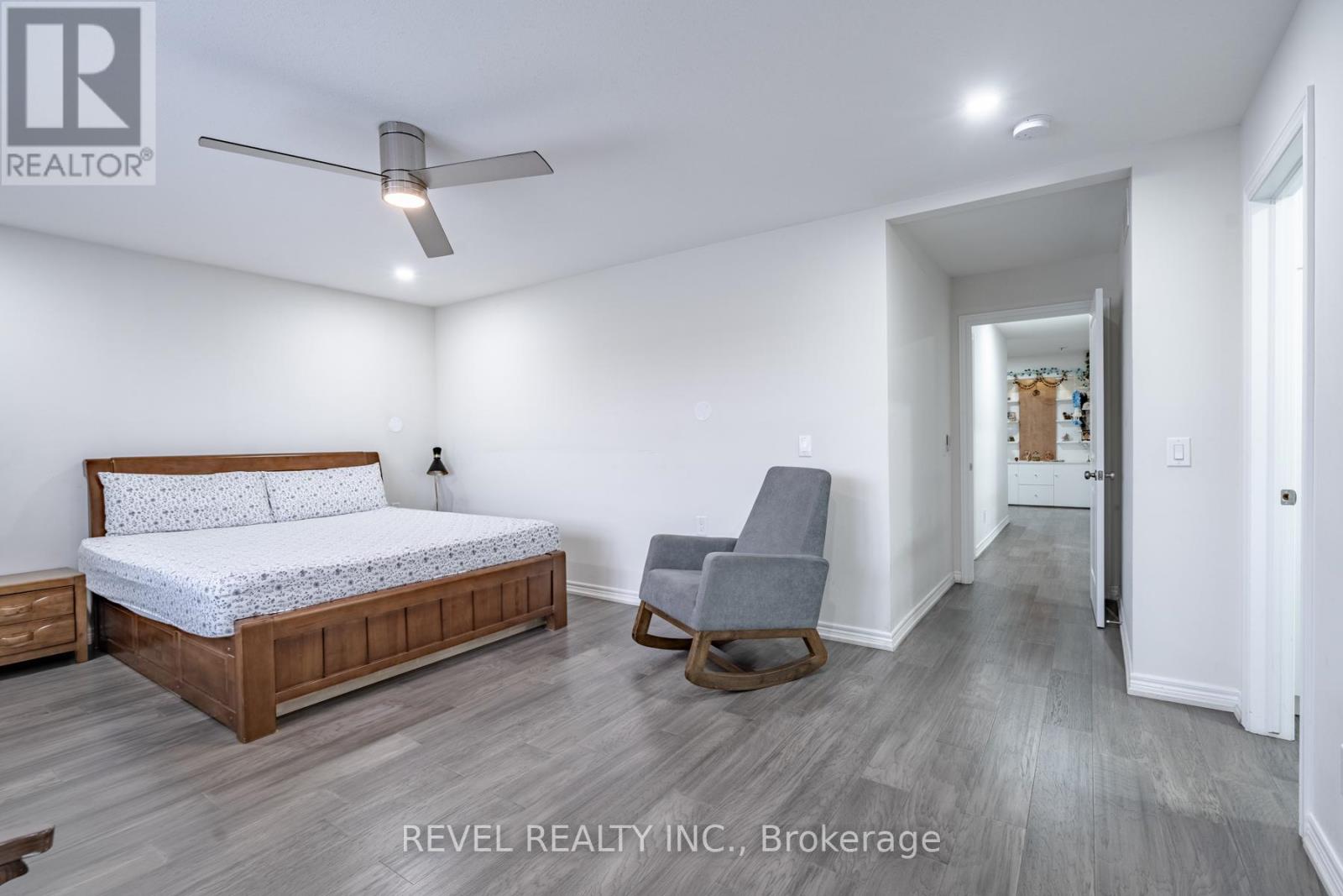 32 Barker Parkway, Thorold, Ontario  L2V 0H3 - Photo 40 - X12531370