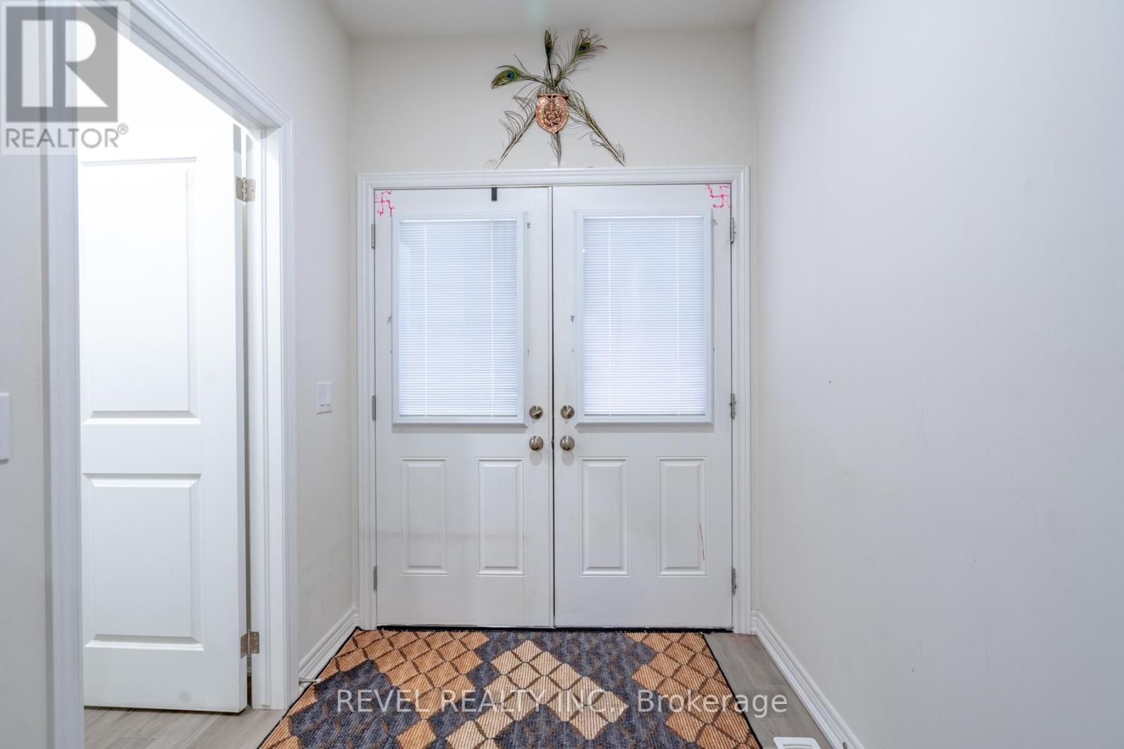 32 Barker Parkway, Thorold, Ontario  L2V 0H3 - Photo 43 - X12531370