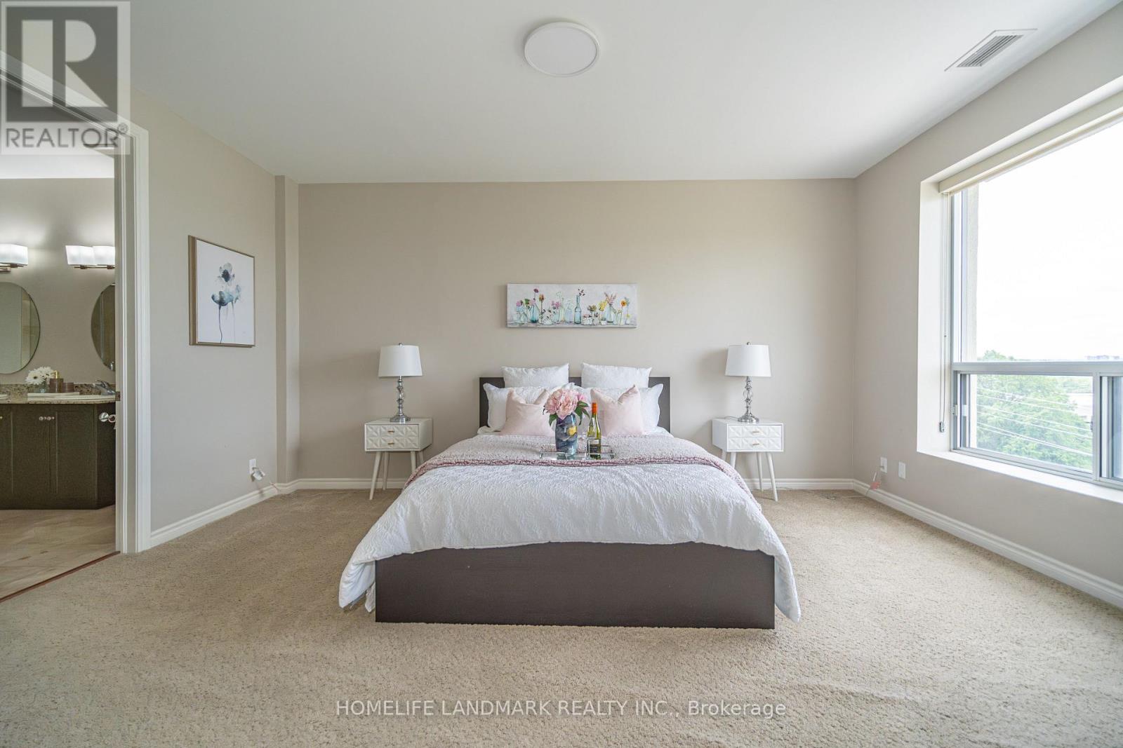 501 - 223 Erb Street W, Waterloo, Ontario  N2L 0B3 - Photo 18 - X12531378