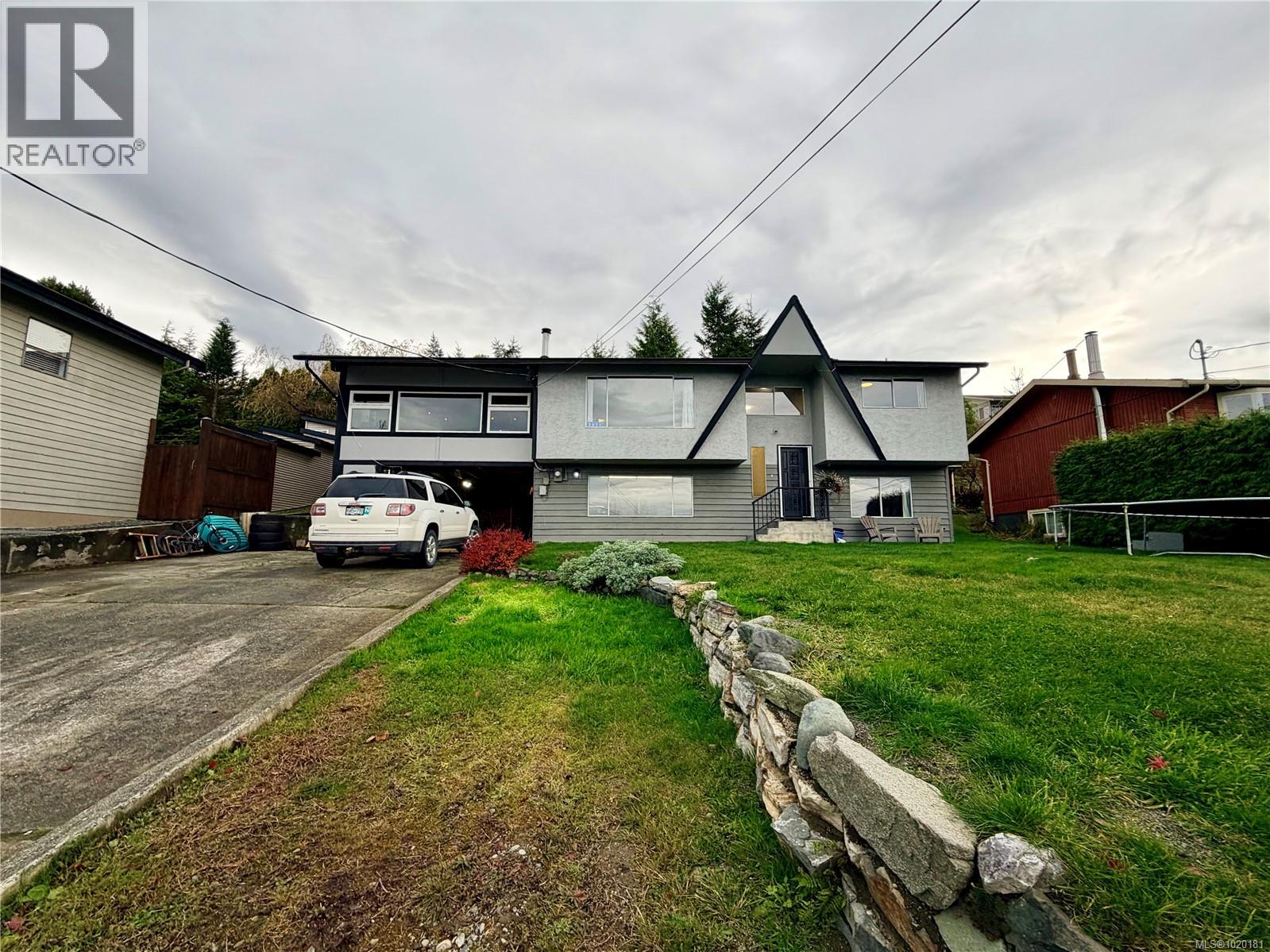 2611 Cardena Cres, Port McNeill, British Columbia