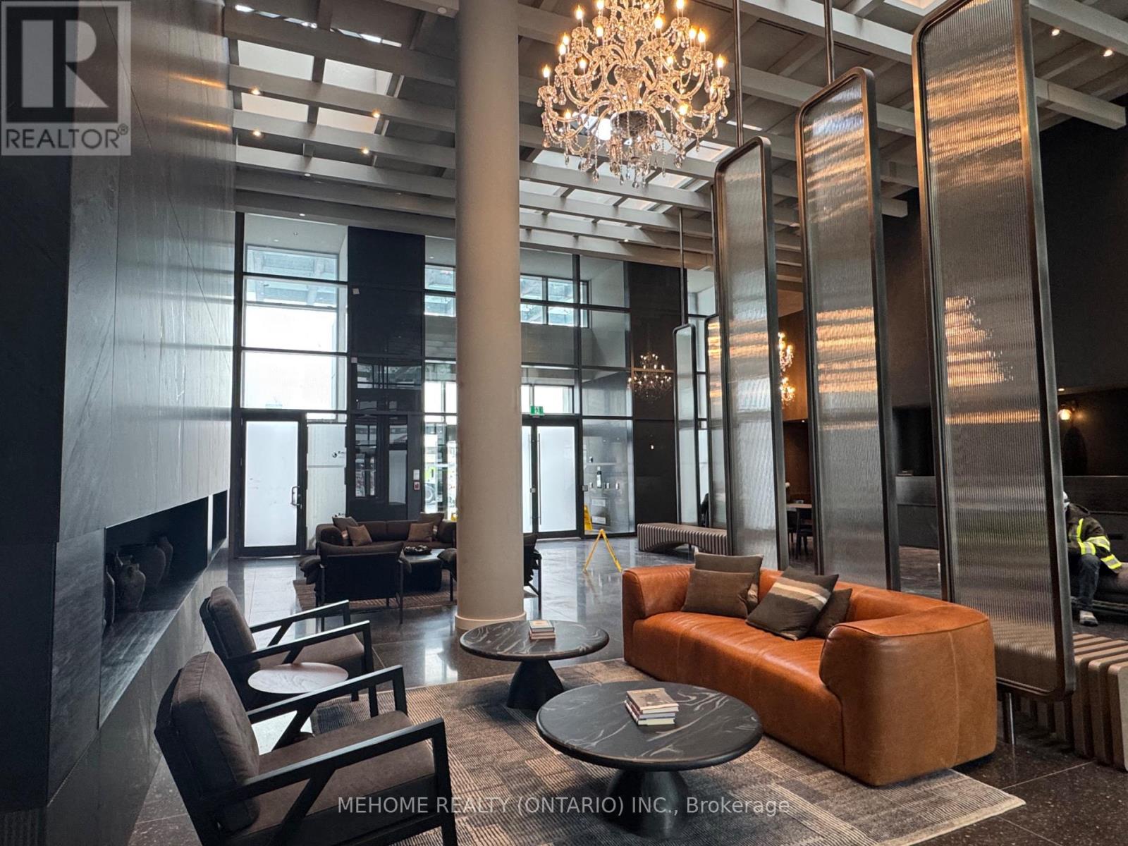 #1207 - 8 Interchange Way, Vaughan, Ontario  L4K 0R2 - Photo 3 - N12531406