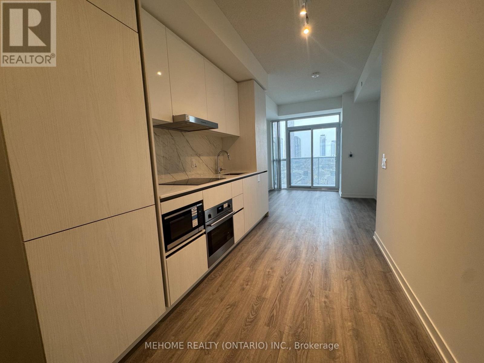 #1207 - 8 Interchange Way, Vaughan, Ontario  L4K 0R2 - Photo 7 - N12531406