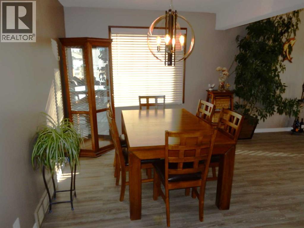 16 Bedwood Rise Ne, Calgary, Alberta  T3K 2H2 - Photo 5 - A2261068