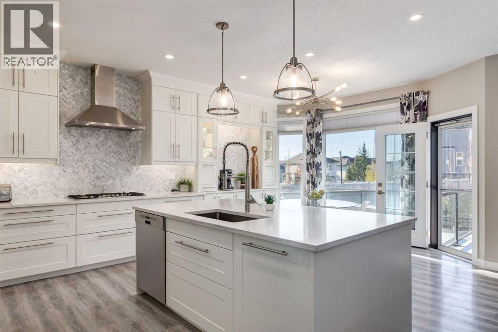 269 Tuscany Ridge Heights Nw, Calgary, Alberta  T3L 3B8 - Photo 9 - A2269039